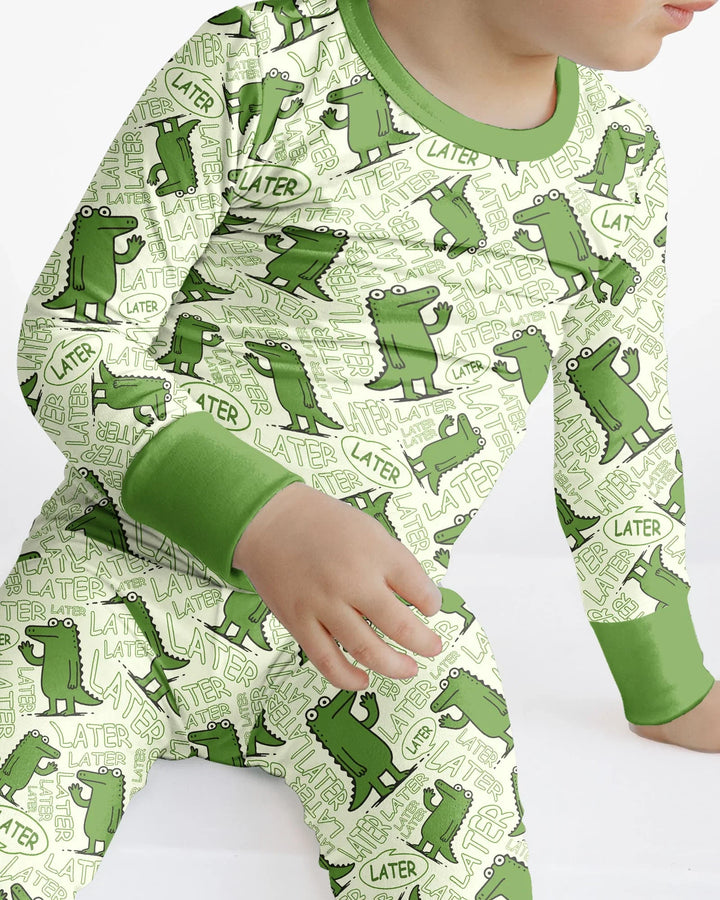 Zweiteiliges Langarm-Pyjama-Set mit Sommerfrüchten