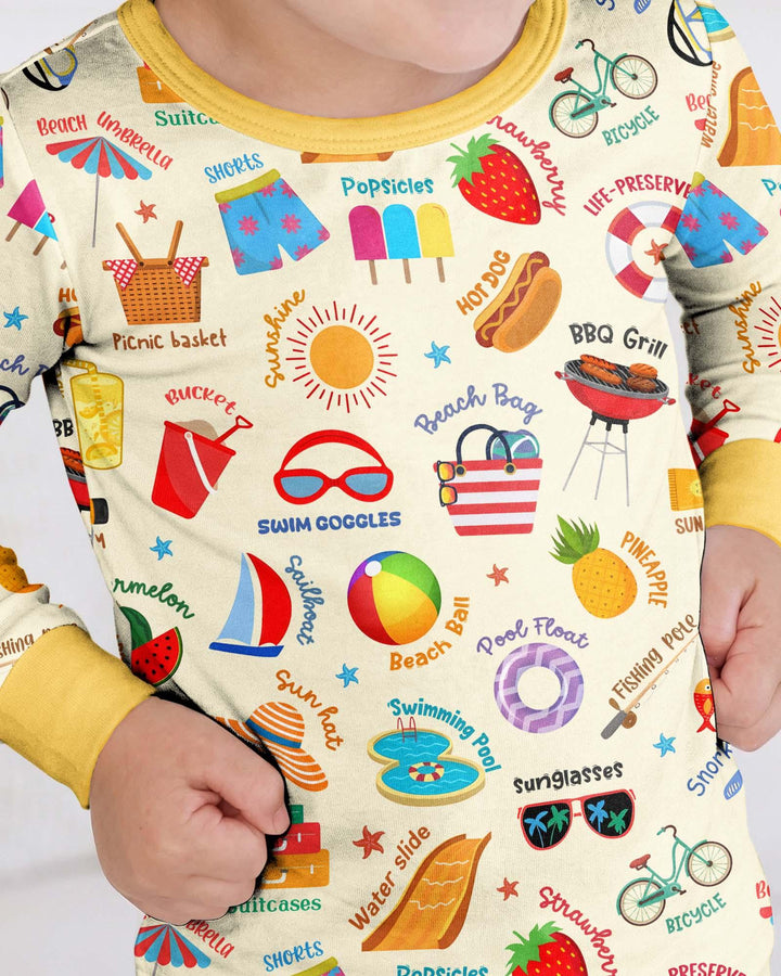 Zweiteiliges Langarm-Pyjama-Set mit Sommerfrüchten