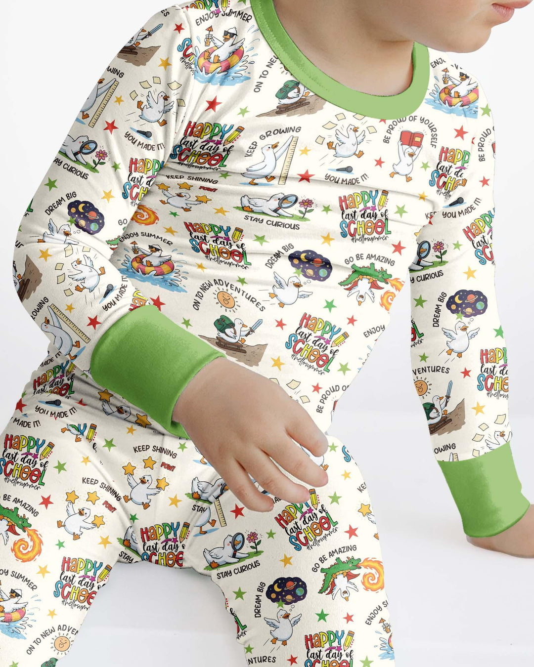 Zweiteiliges Langarm-Pyjama-Set mit Sommerfrüchten