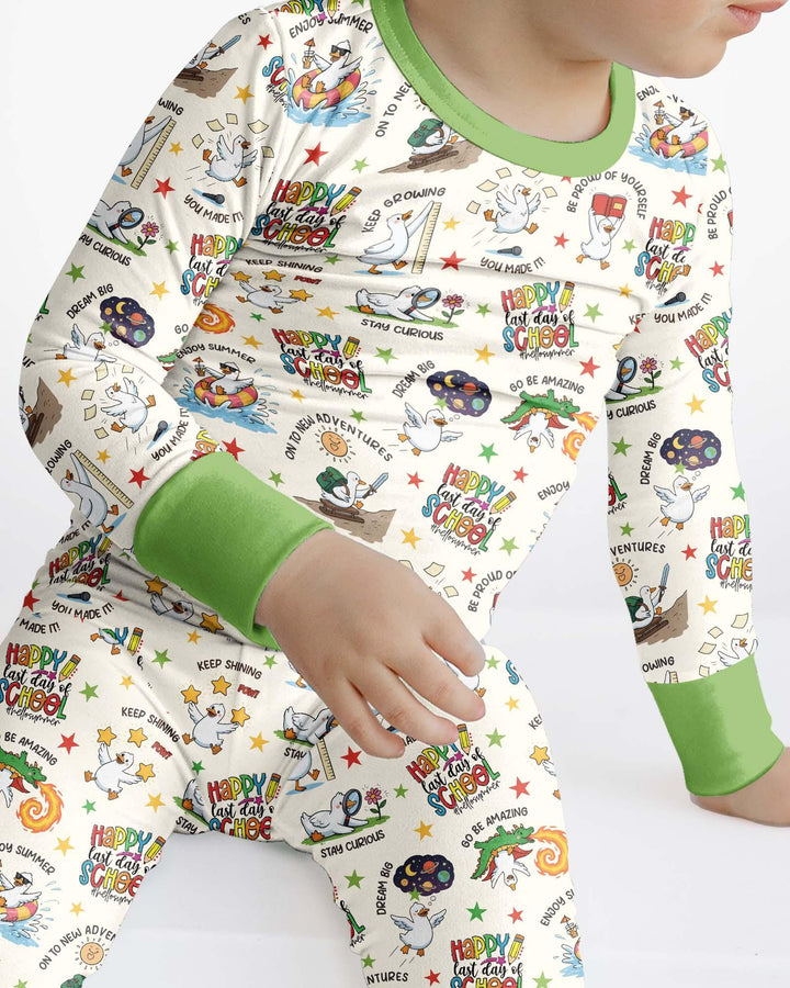 Zweiteiliges Langarm-Pyjama-Set mit Sommerfrüchten