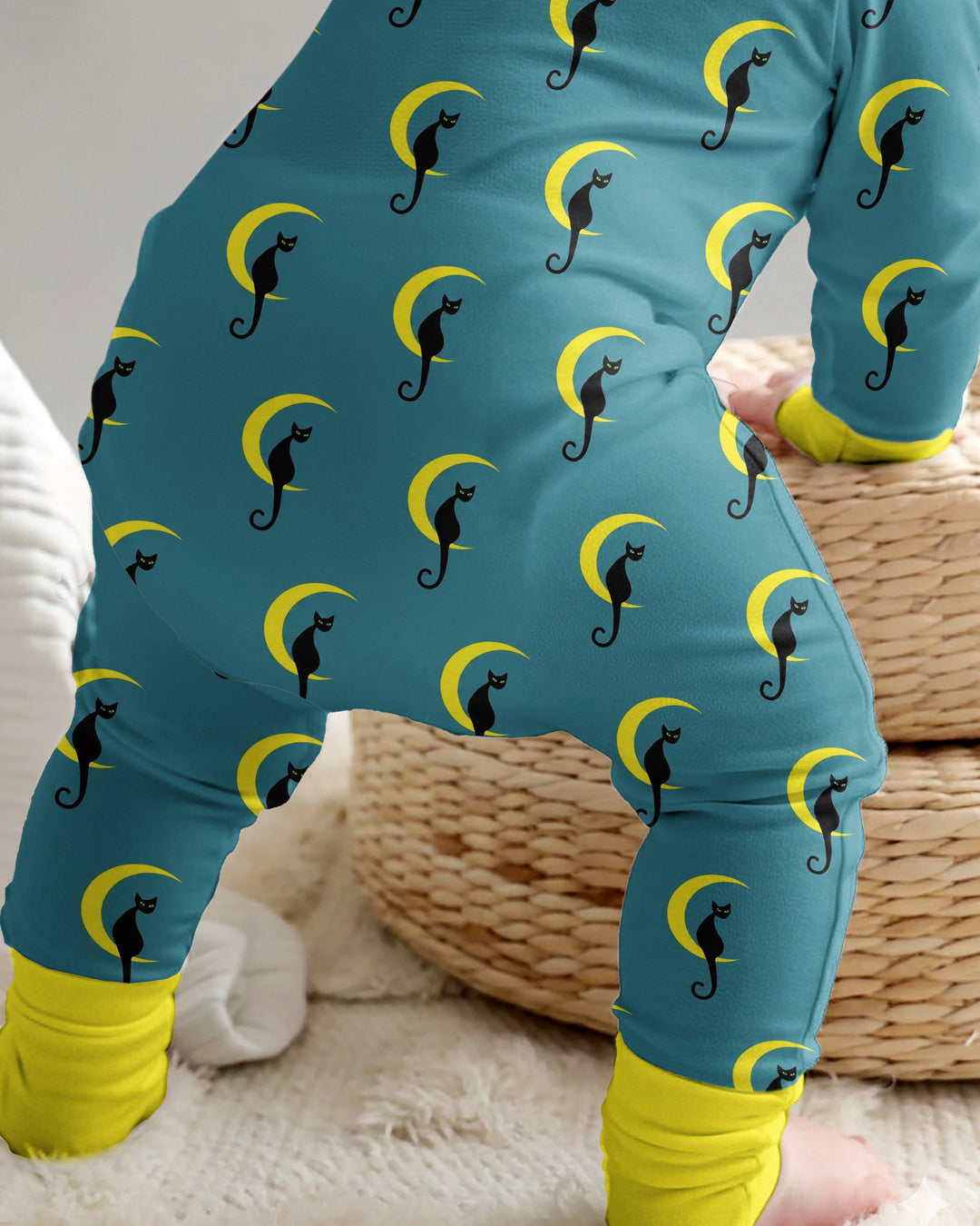 Black Cat Crescent Moon Celestial Night Bamboo Convertible Zippy