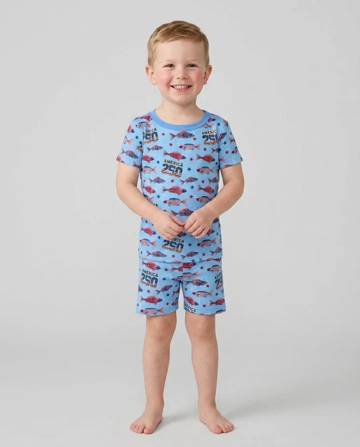 Template Zweiteiliges Pyjama-Set mit kurzen Ärmeln und Shorts
