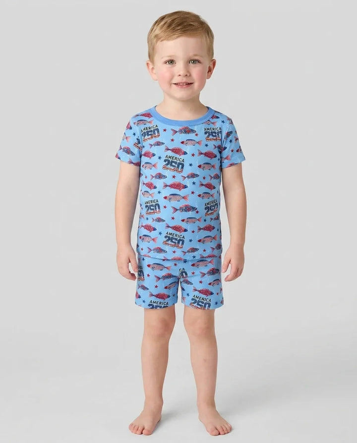 Template Zweiteiliges Pyjama-Set mit kurzen Ärmeln und Shorts