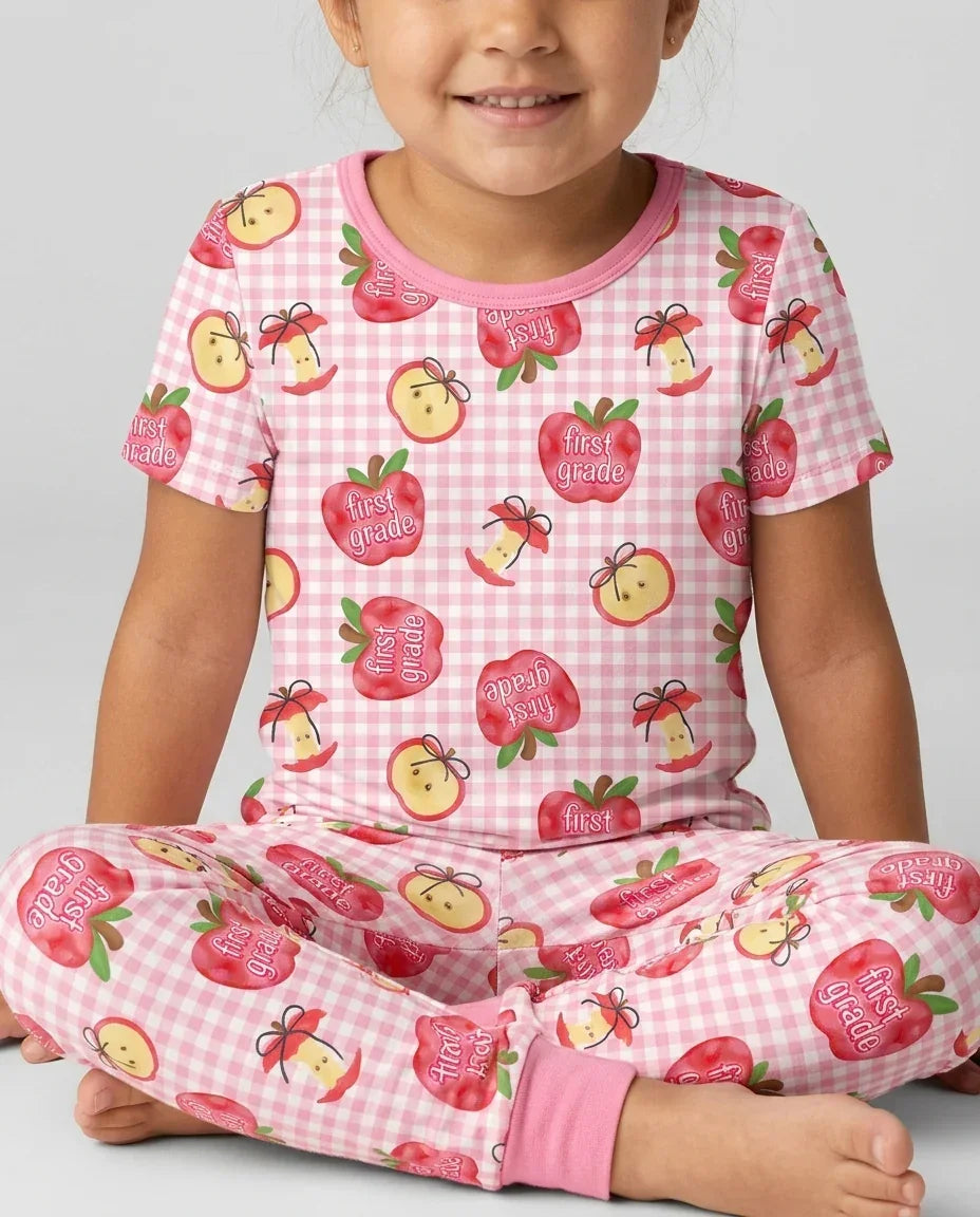 Zweiteiliges, kurzärmliges Pyjama-Set mit Marienkäfern