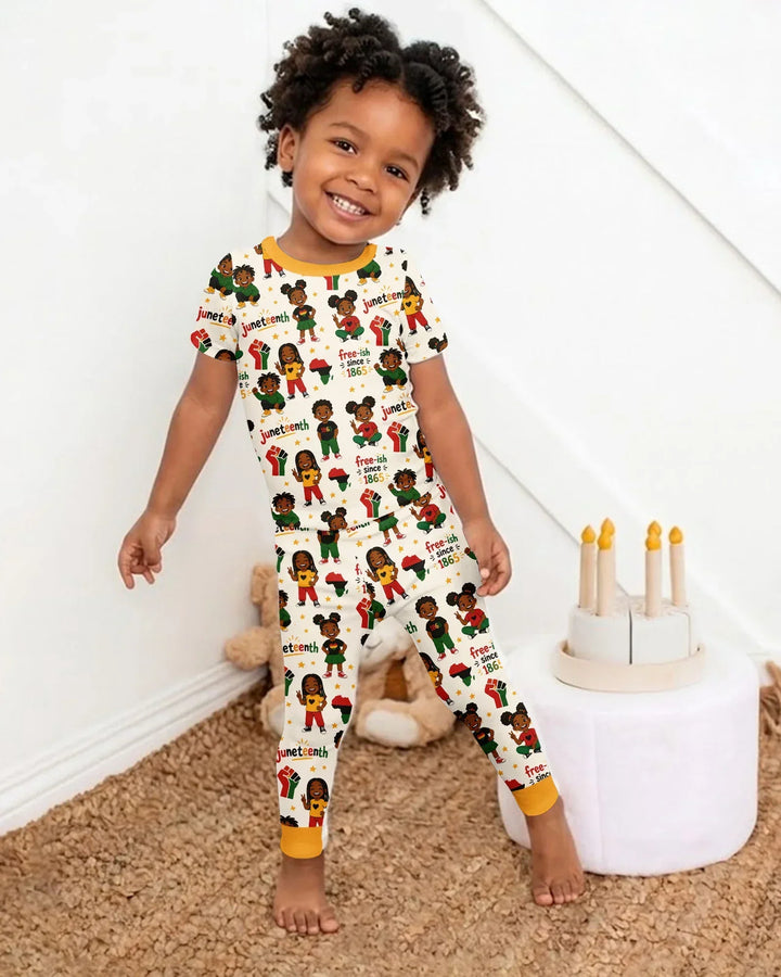 Zweiteiliges, kurzärmliges Pyjama-Set mit Marienkäfern