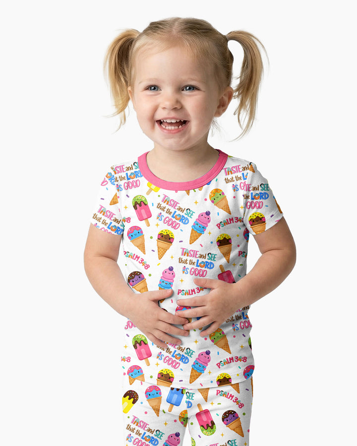 Zweiteiliges, kurzärmliges Pyjama-Set mit Marienkäfern