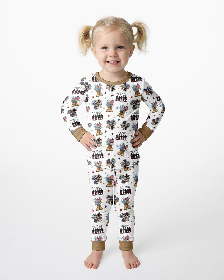 Zweiteiliges Langarm-Pyjama-Set mit Sommerfrüchten