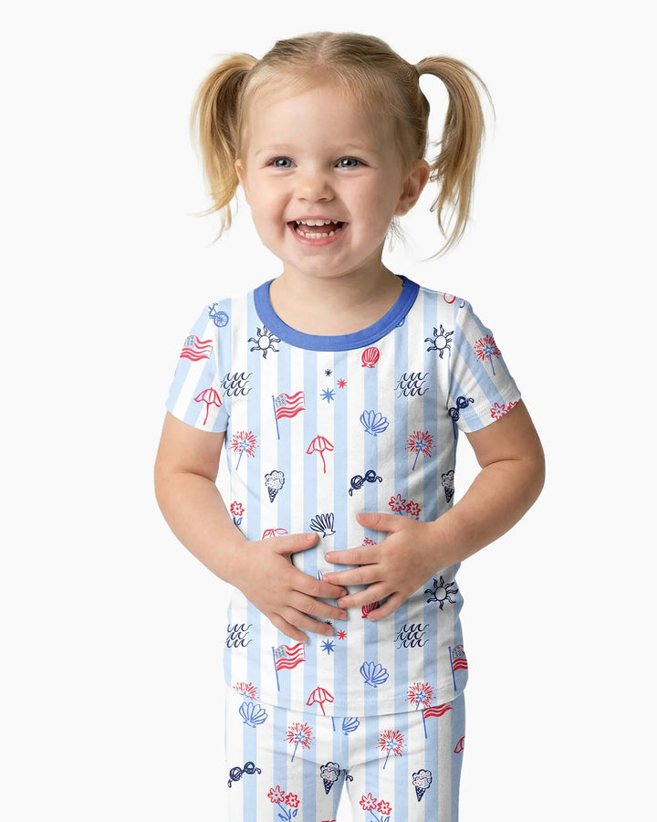 Zweiteiliges, kurzärmliges Pyjama-Set mit Marienkäfern