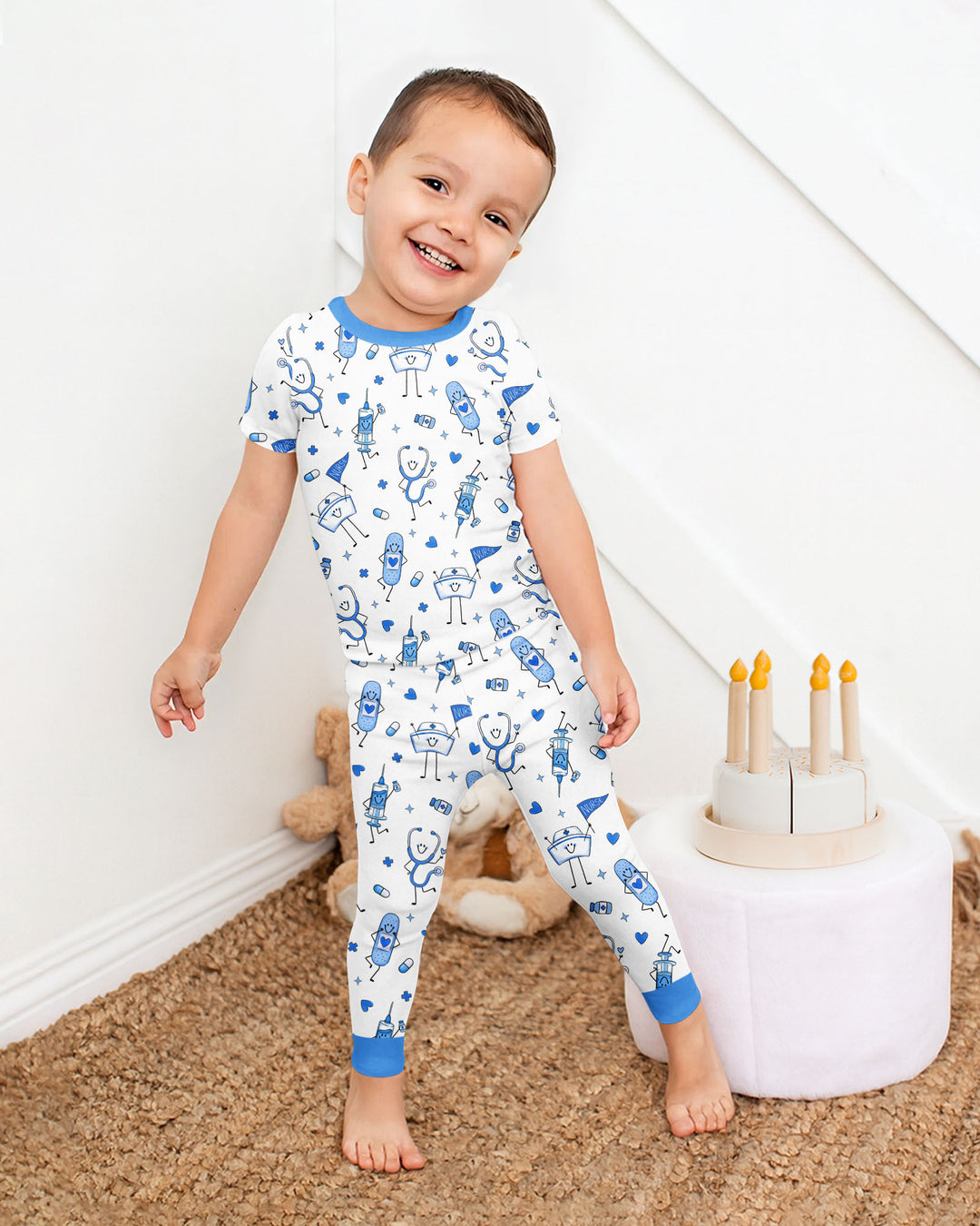 Zweiteiliges, kurzärmliges Pyjama-Set mit Marienkäfern