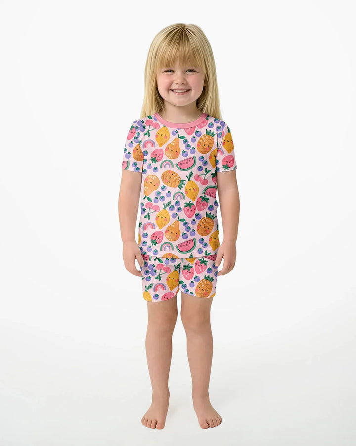 Template Zweiteiliges Pyjama-Set mit kurzen Ärmeln und Shorts