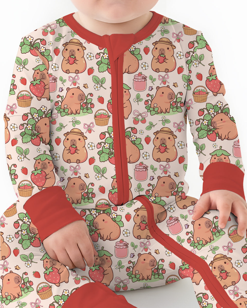 Capybara Strawberry Bamboo Convertible Zippy