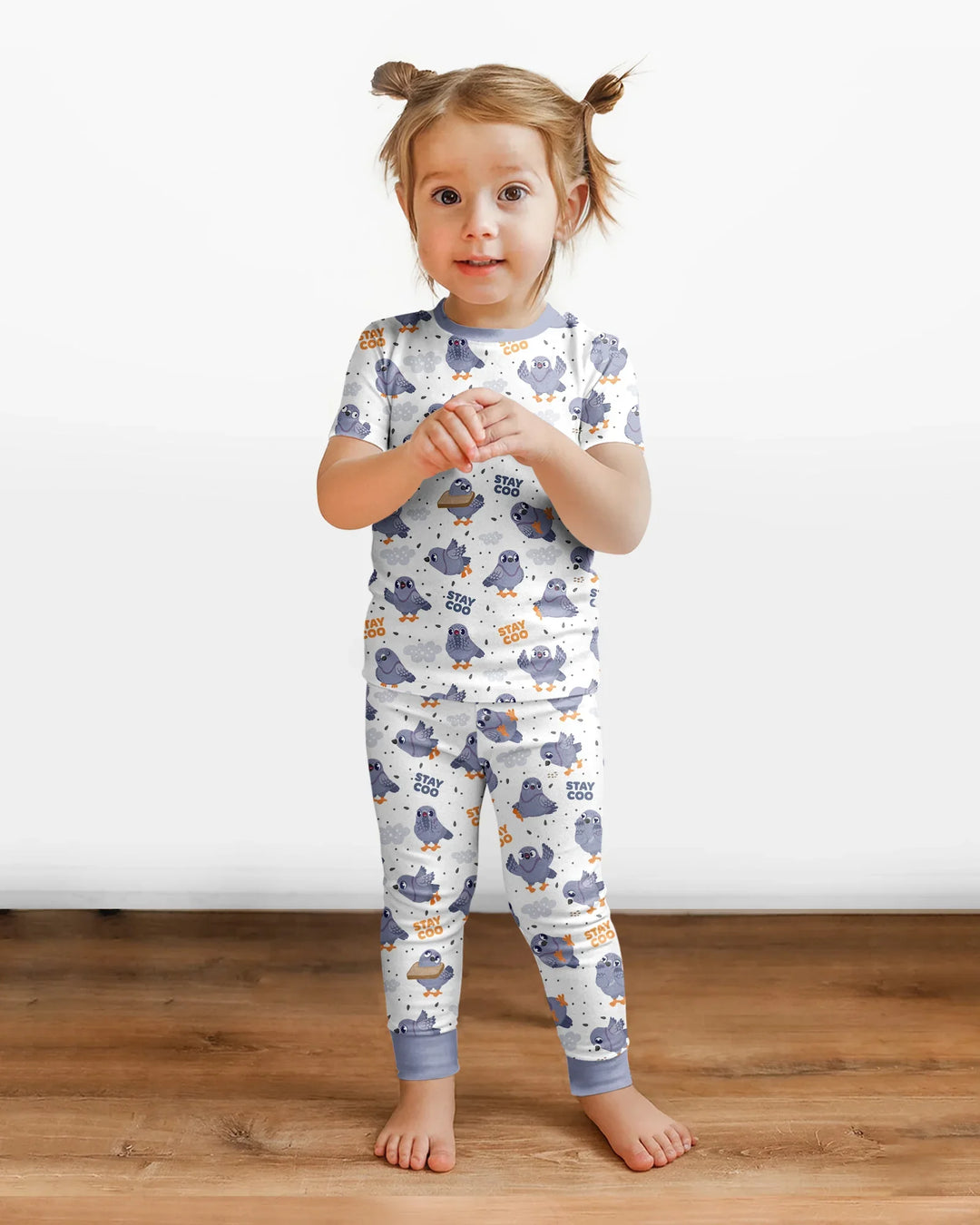 Zweiteiliges, kurzärmliges Pyjama-Set mit Marienkäfern