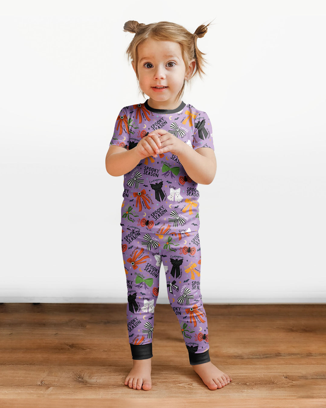 Zweiteiliges, kurzärmliges Pyjama-Set mit Marienkäfern