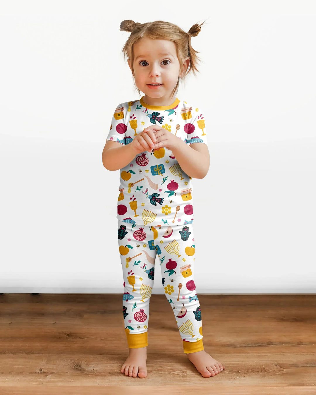 Zweiteiliges, kurzärmliges Pyjama-Set mit Marienkäfern