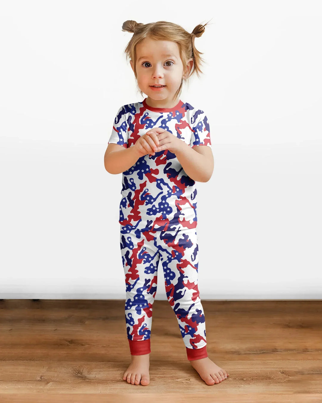 Zweiteiliges, kurzärmliges Pyjama-Set mit Marienkäfern