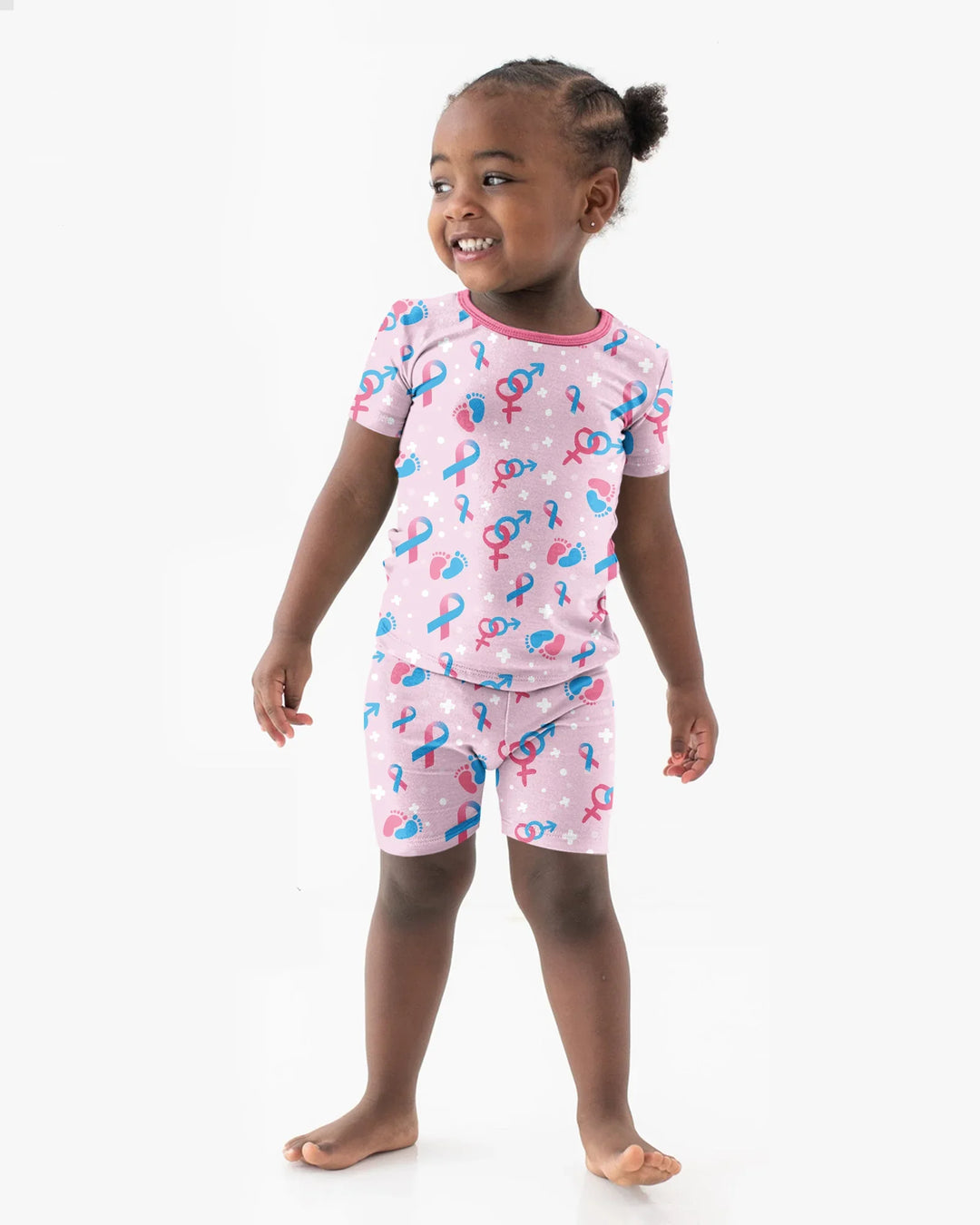 Template Zweiteiliges Pyjama-Set mit kurzen Ärmeln und Shorts