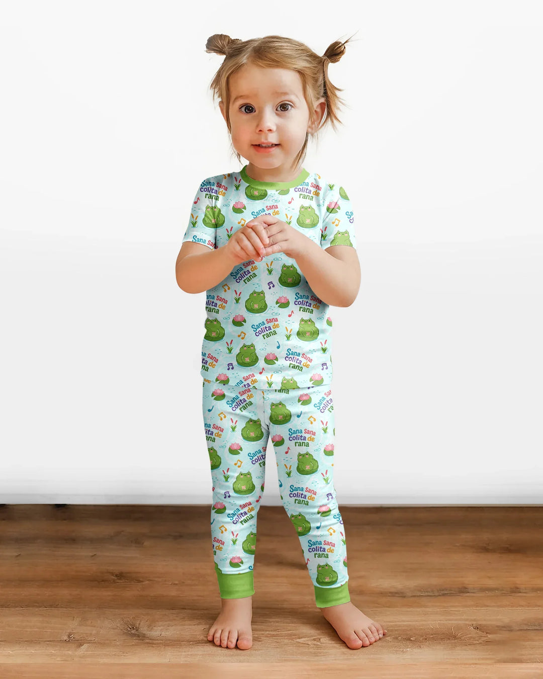 Zweiteiliges, kurzärmliges Pyjama-Set mit Marienkäfern