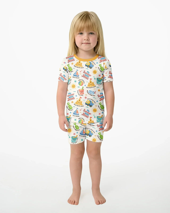 Template Zweiteiliges Pyjama-Set mit kurzen Ärmeln und Shorts