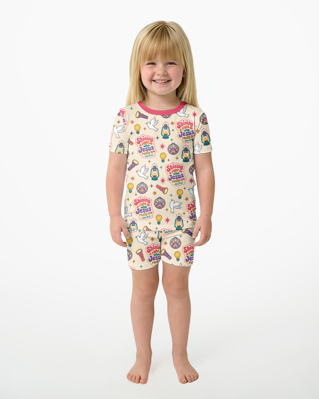 Template Zweiteiliges Pyjama-Set mit kurzen Ärmeln und Shorts