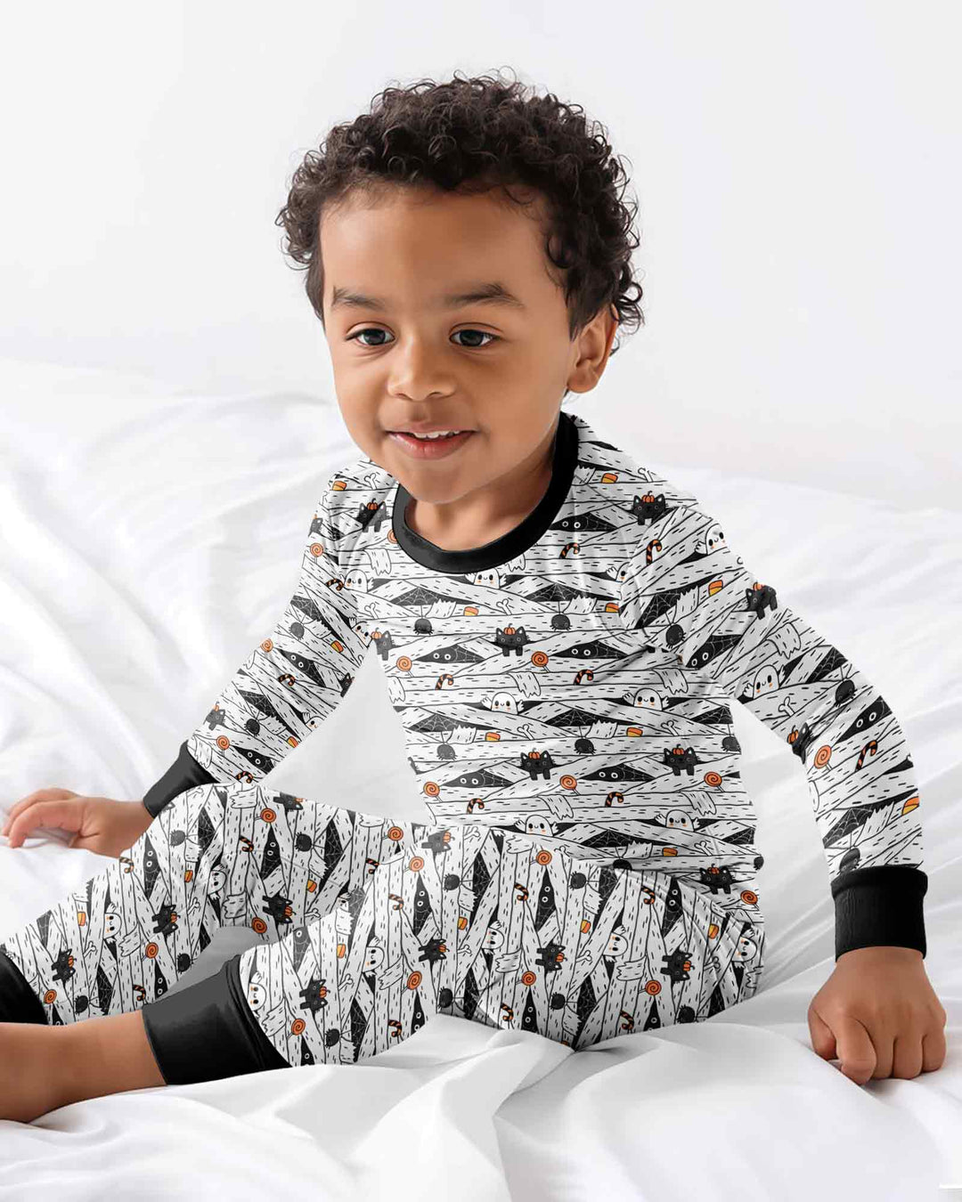 Zweiteiliges Langarm-Pyjama-Set mit Sommerfrüchten
