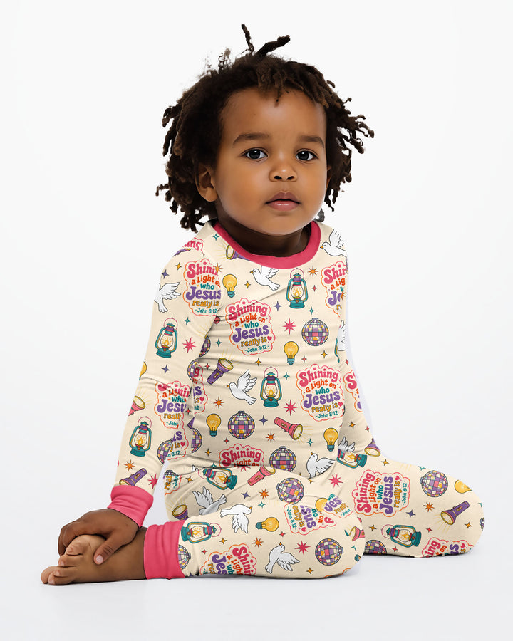 Zweiteiliges Langarm-Pyjama-Set mit Sommerfrüchten