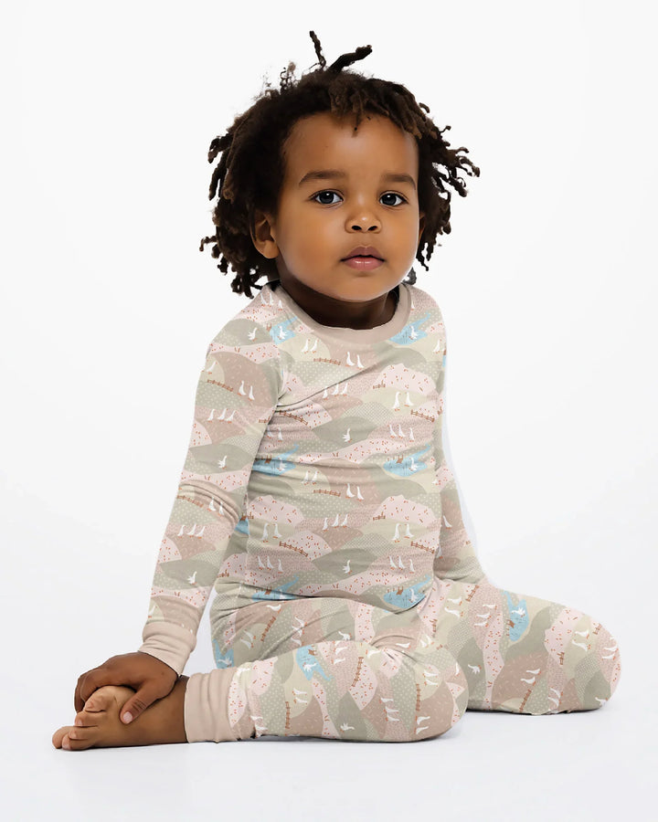 Zweiteiliges Langarm-Pyjama-Set mit Sommerfrüchten