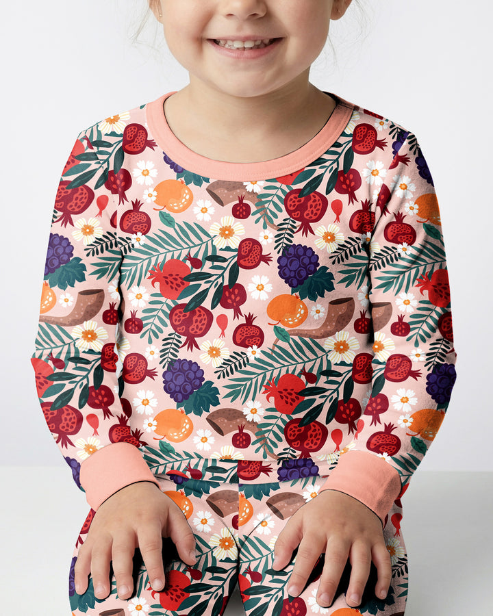 Zweiteiliges Langarm-Pyjama-Set mit Sommerfrüchten