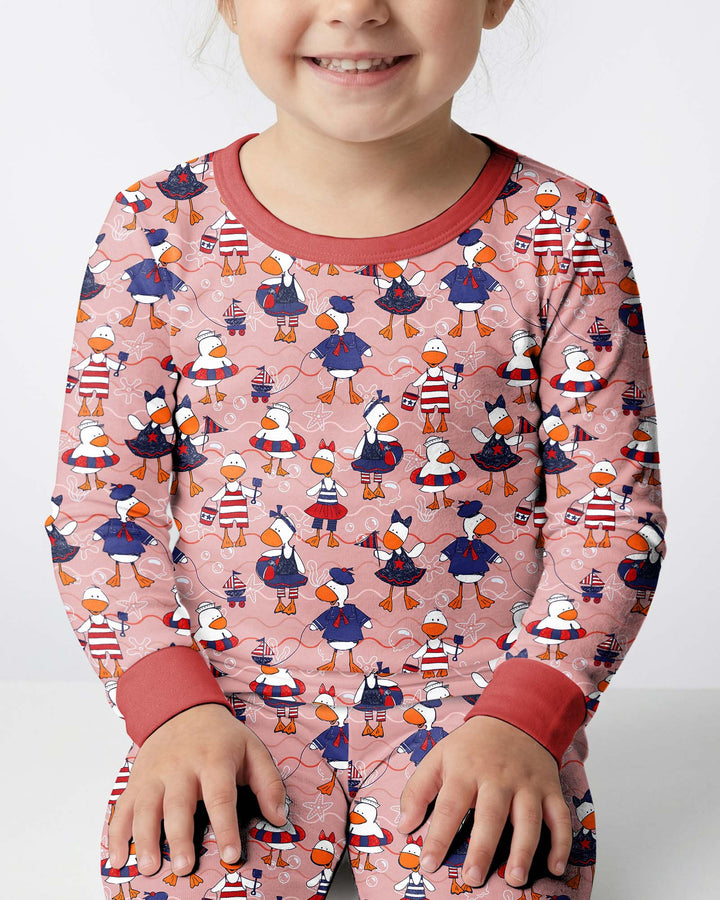 Zweiteiliges Langarm-Pyjama-Set mit Sommerfrüchten