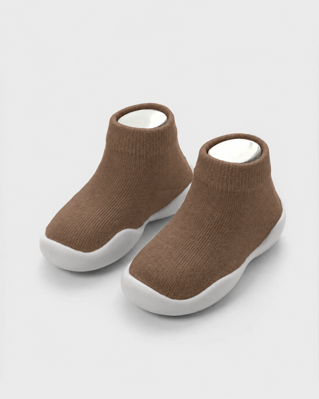 Einfarbige Socken-Schuhe