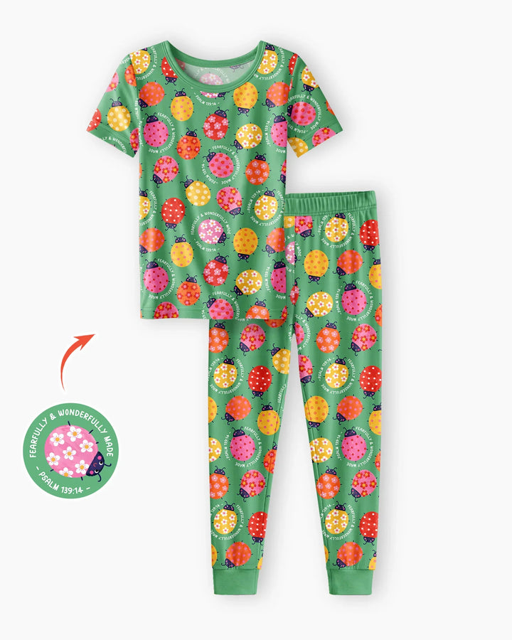 Zweiteiliges, kurzärmliges Pyjama-Set mit Marienkäfern