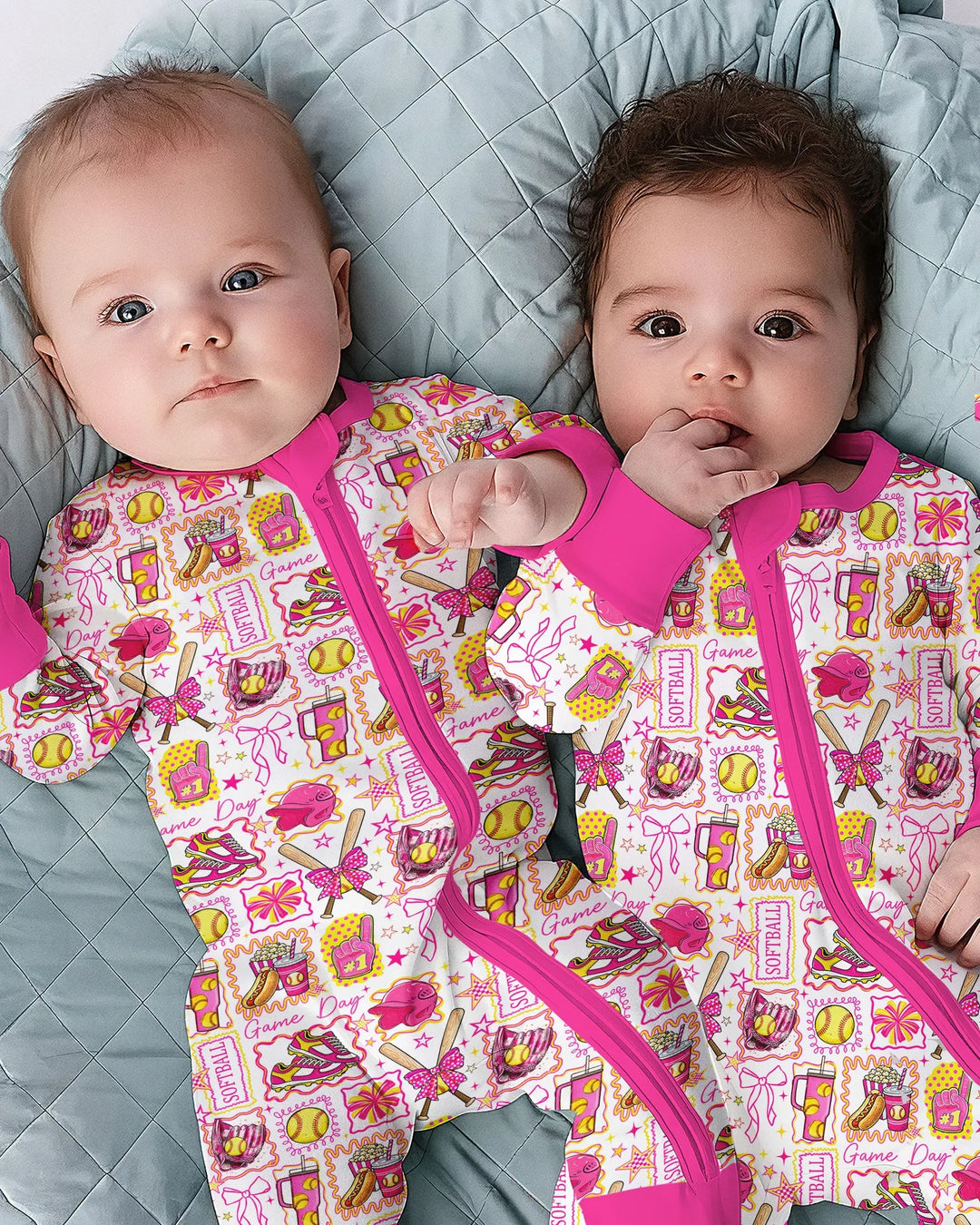 Gerippte Babykleidung mit individuellem Foto - Weich &amp; Skizzenhaft