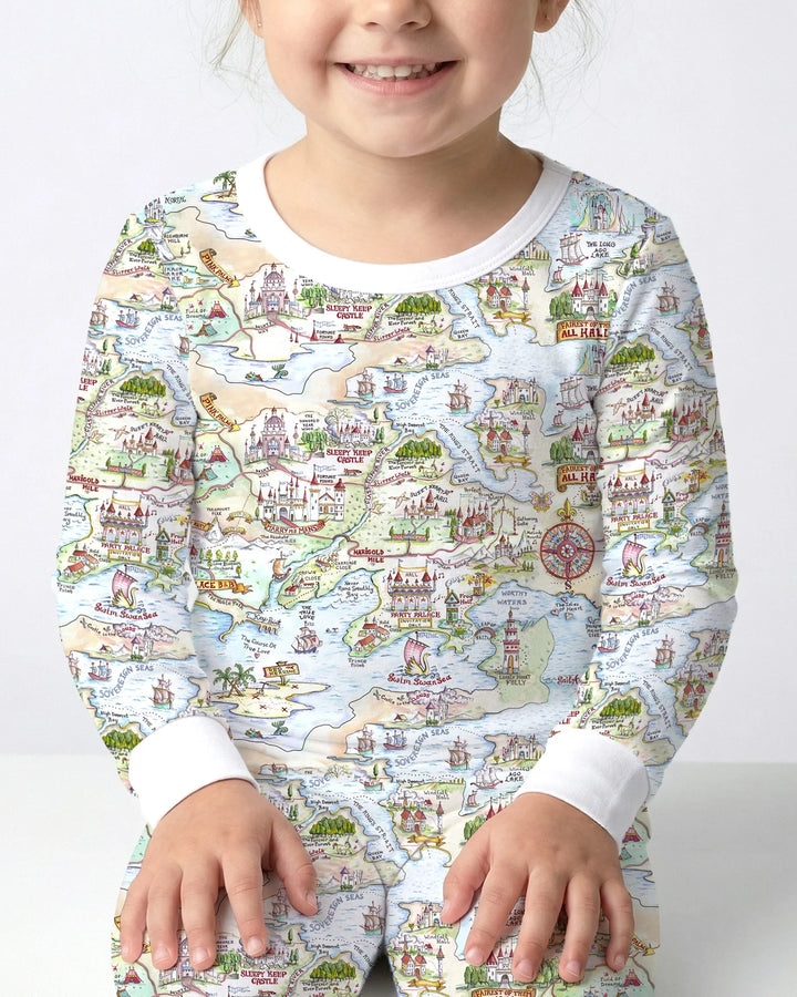 Zweiteiliges Langarm-Pyjama-Set mit Sommerfrüchten