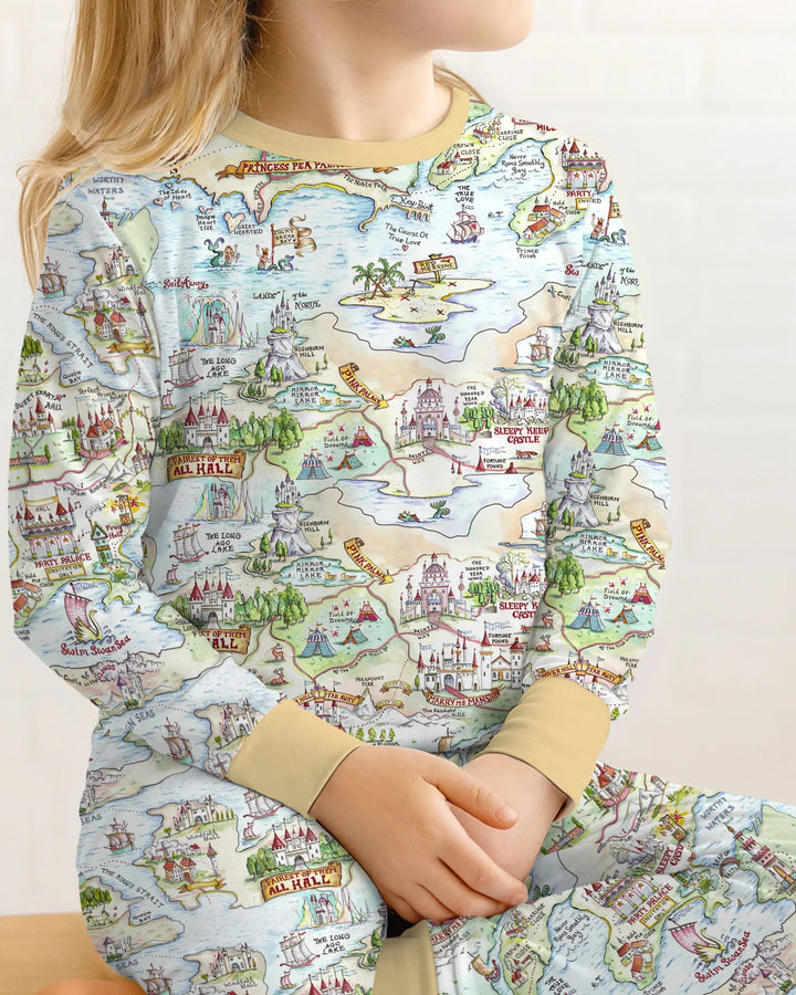 Zweiteiliges Langarm-Pyjama-Set mit Sommerfrüchten