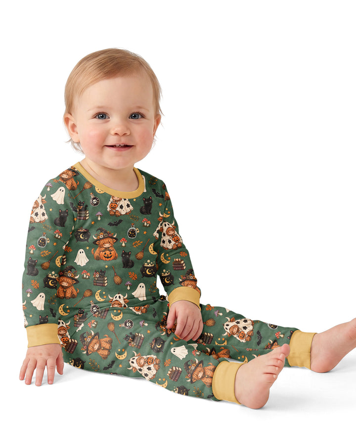 Vintage Highland Cow Halloween Bamboo Two Piece Long Sleeve Pajama Set