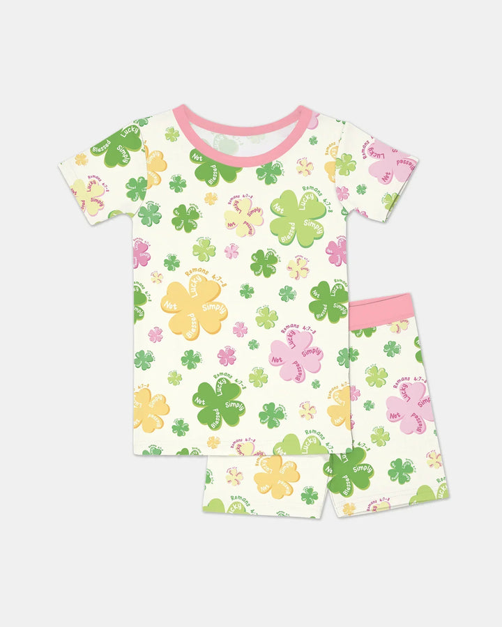 Template Zweiteiliges Pyjama-Set mit kurzen Ärmeln und Shorts