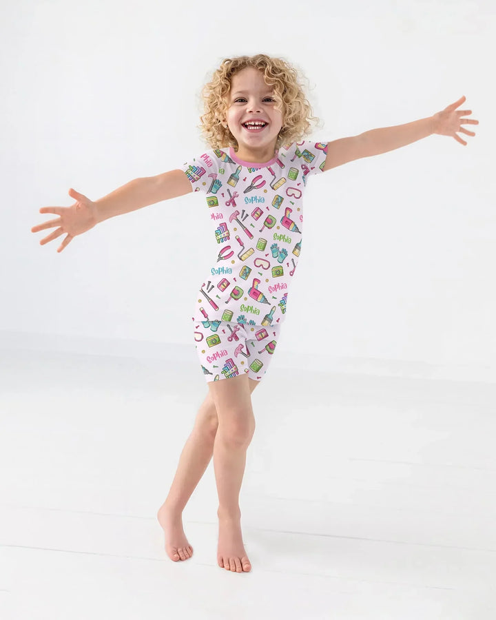 Zweiteiliges Pyjama-Set mit kurzen Ärmeln und Shorts im Sommer-Design