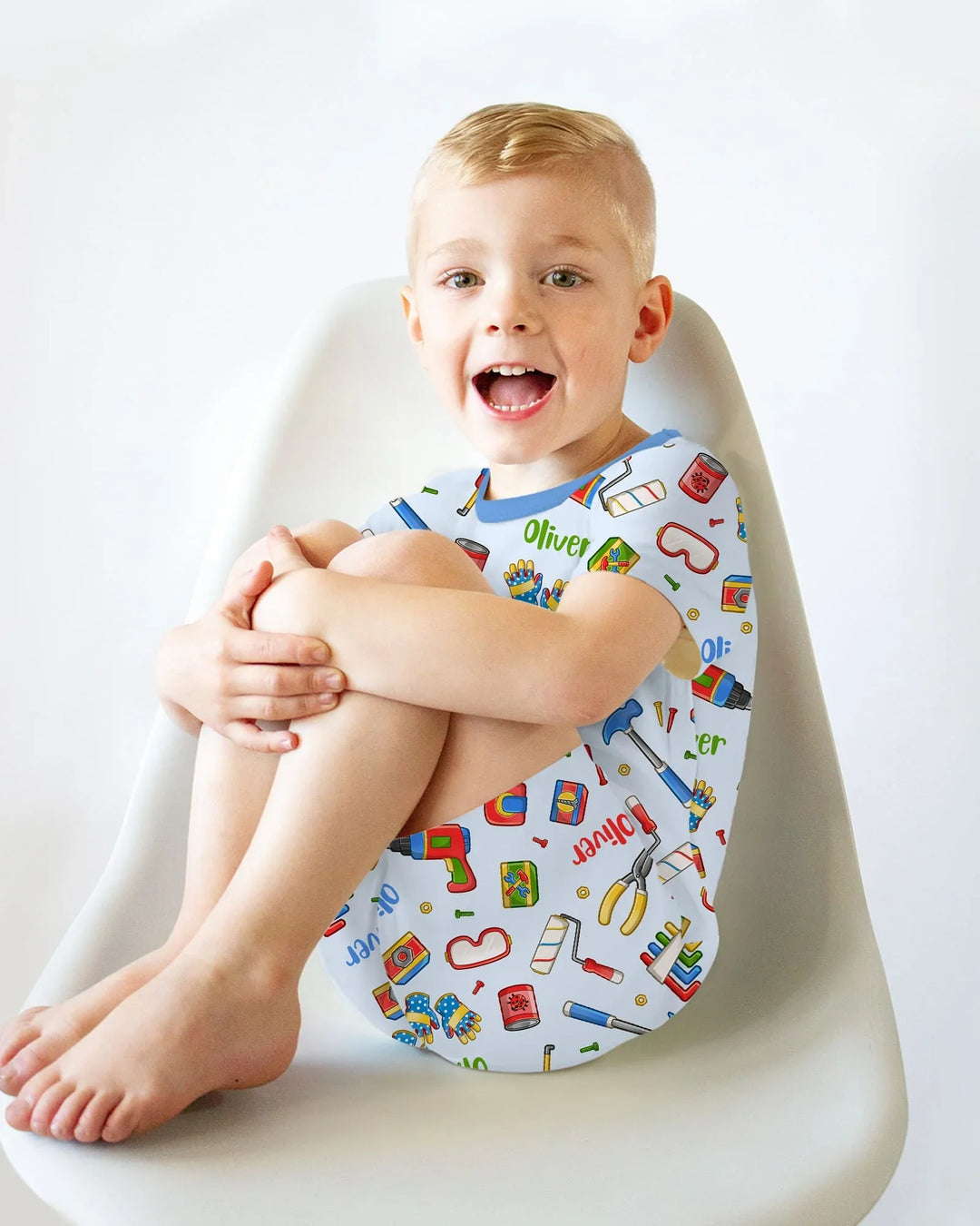 Zweiteiliges Pyjama-Set mit kurzen Ärmeln und Shorts im Sommer-Design