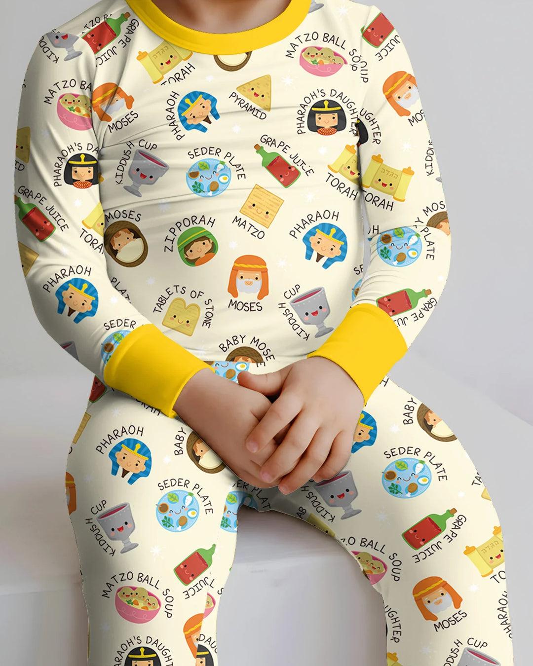 Zweiteiliges Langarm-Pyjama-Set mit Sommerfrüchten