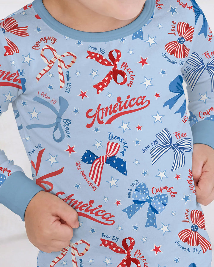 Zweiteiliges Langarm-Pyjama-Set mit Sommerfrüchten