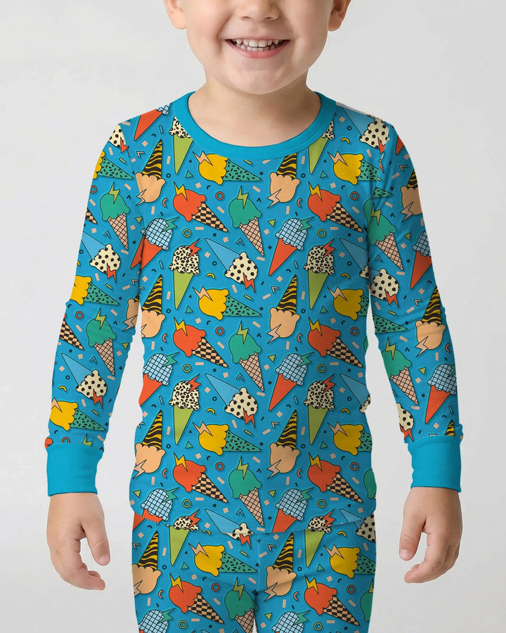 Zweiteiliges Langarm-Pyjama-Set mit Sommerfrüchten