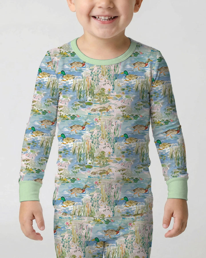 Zweiteiliges Langarm-Pyjama-Set mit Sommerfrüchten
