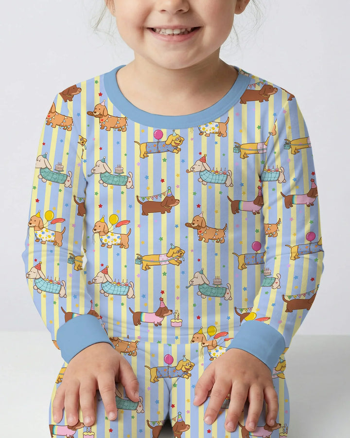 Zweiteiliges Langarm-Pyjama-Set mit Sommerfrüchten