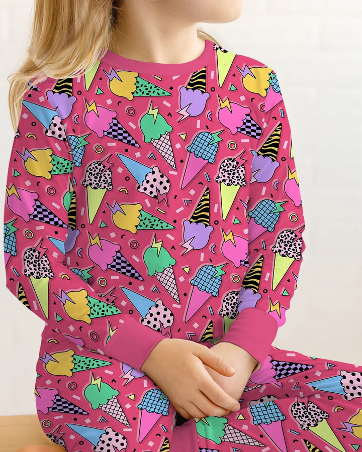 Zweiteiliges Langarm-Pyjama-Set mit Sommerfrüchten