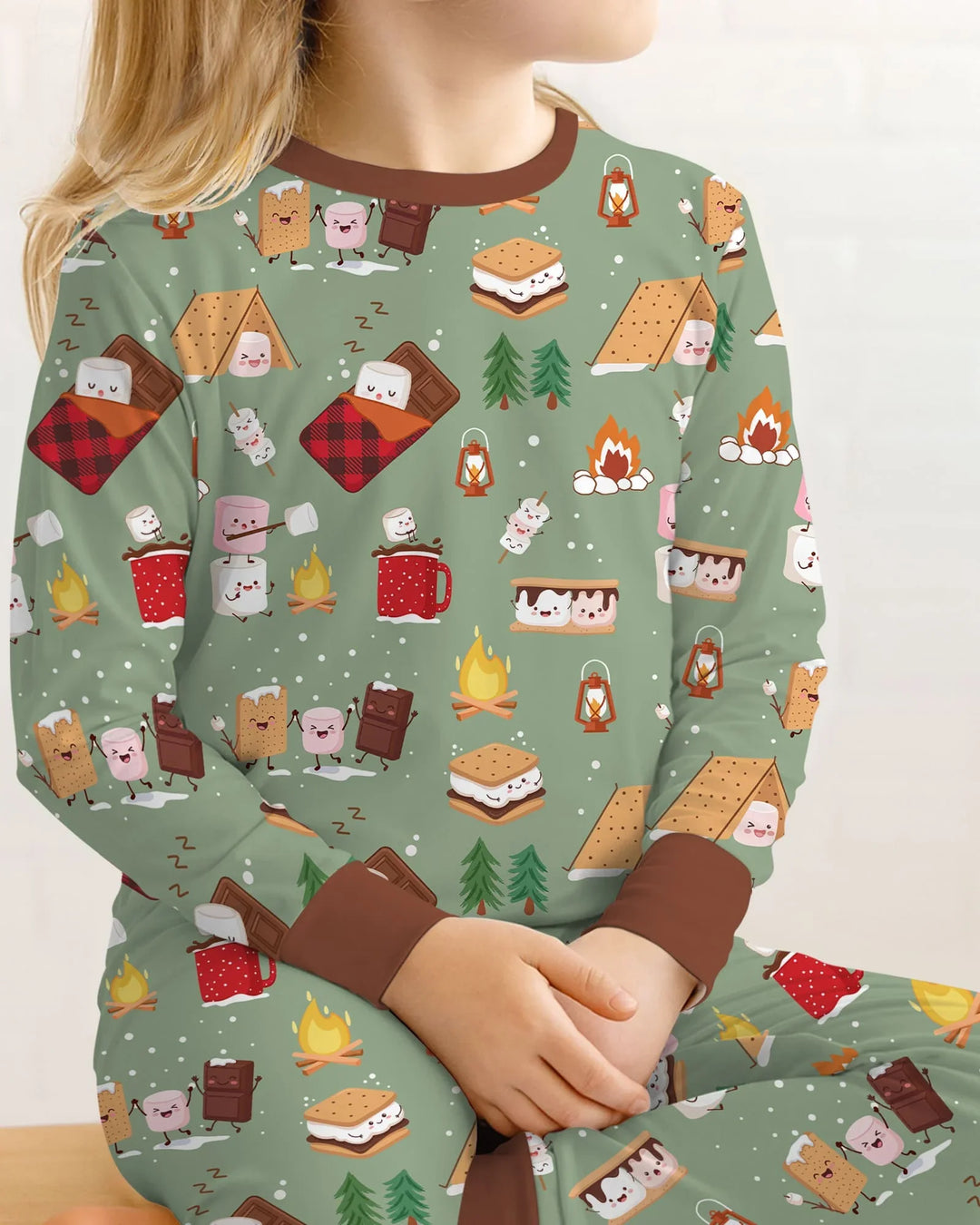 Zweiteiliges Langarm-Pyjama-Set mit Sommerfrüchten