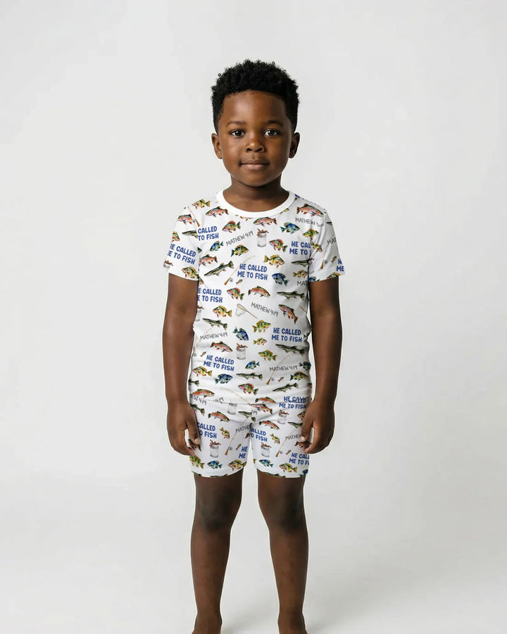 Template Zweiteiliges Pyjama-Set mit kurzen Ärmeln und Shorts