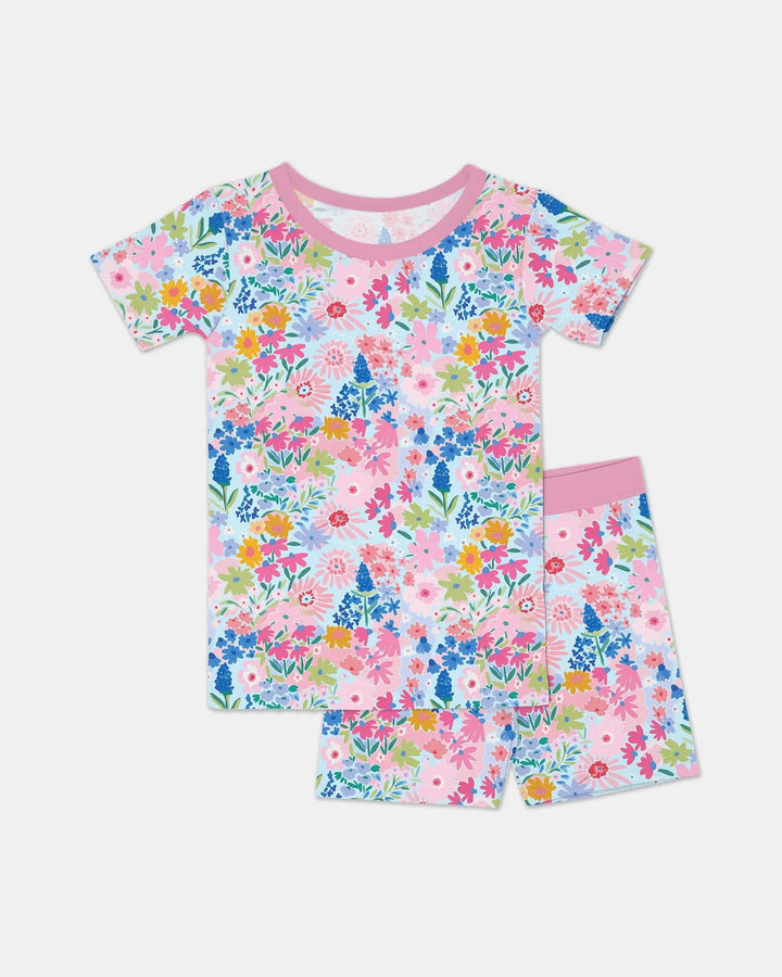 Template Zweiteiliges Pyjama-Set mit kurzen Ärmeln und Shorts