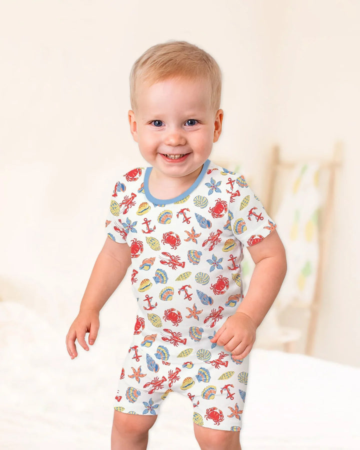 Template Zweiteiliges Pyjama-Set mit kurzen Ärmeln und Shorts