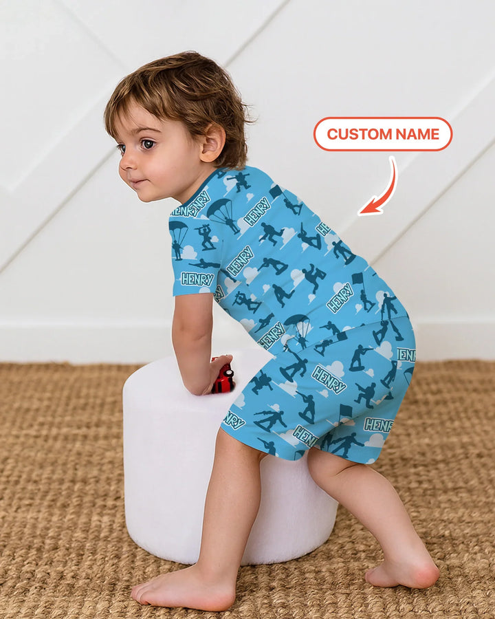Zweiteiliges Pyjama-Set mit kurzen Ärmeln und Shorts im Sommer-Design