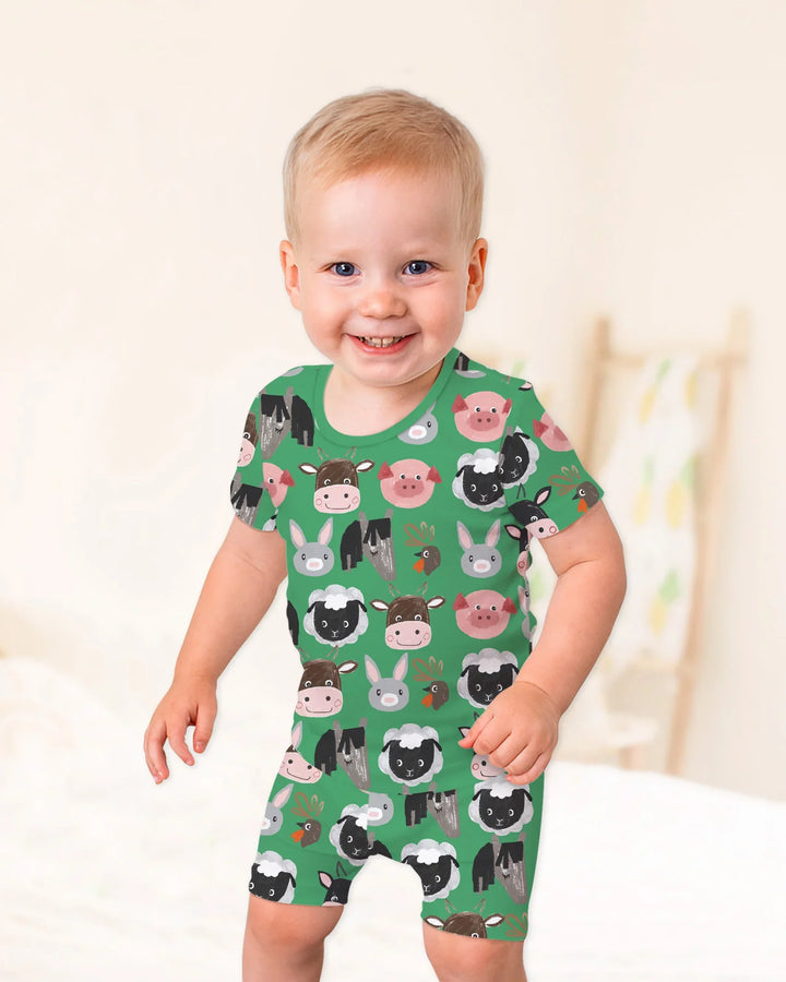 Template Zweiteiliges Pyjama-Set mit kurzen Ärmeln und Shorts