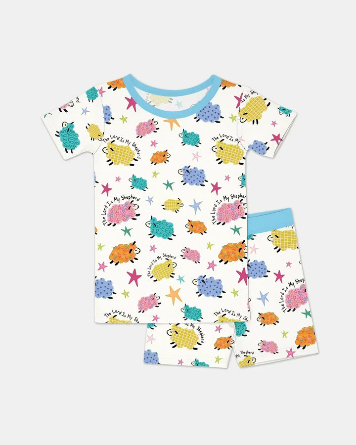 Template Zweiteiliges Pyjama-Set mit kurzen Ärmeln und Shorts